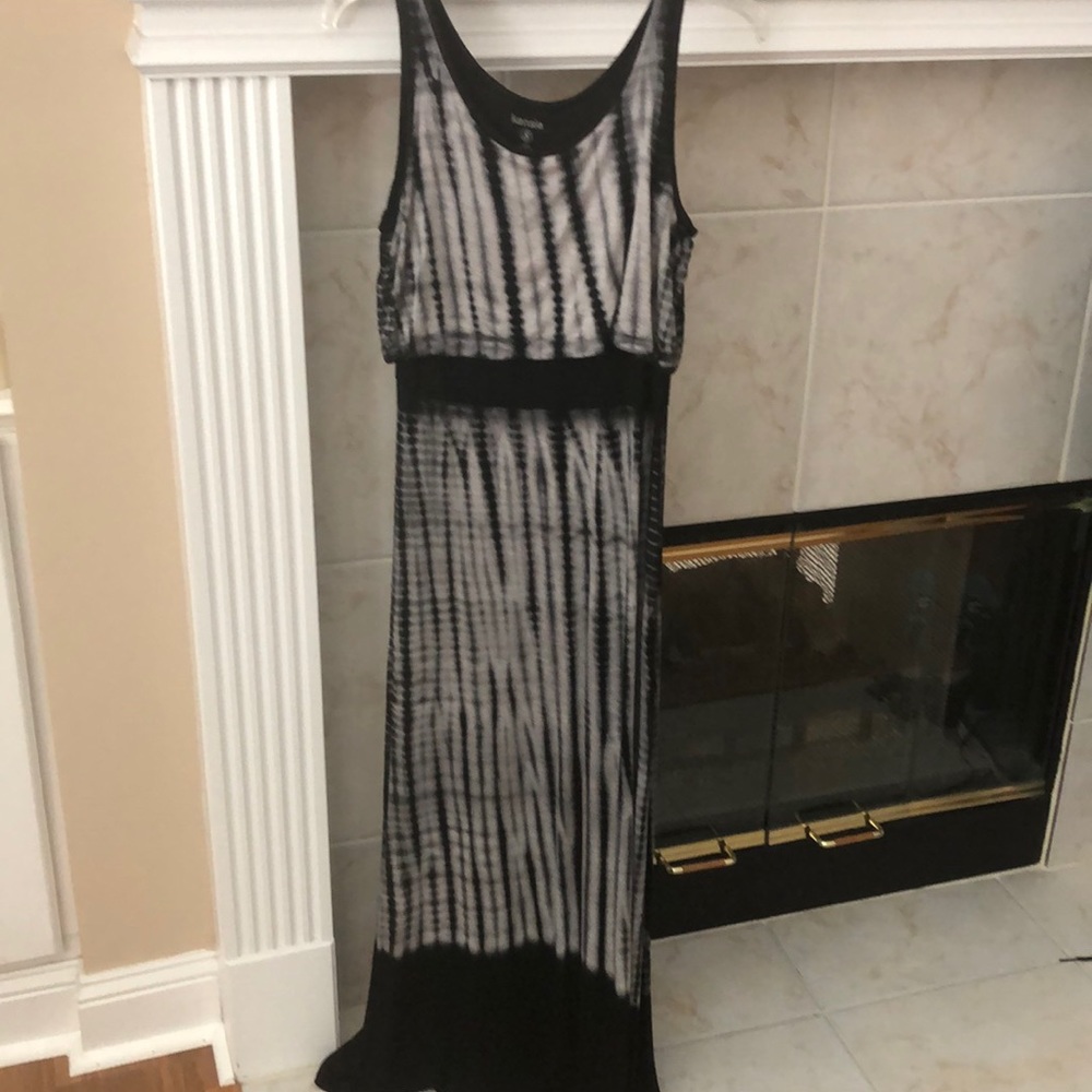 Kensie Maxi Dress Small